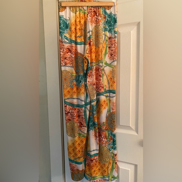 Caribe wide leg elastic waist patterned pants - Picture 1 of 5